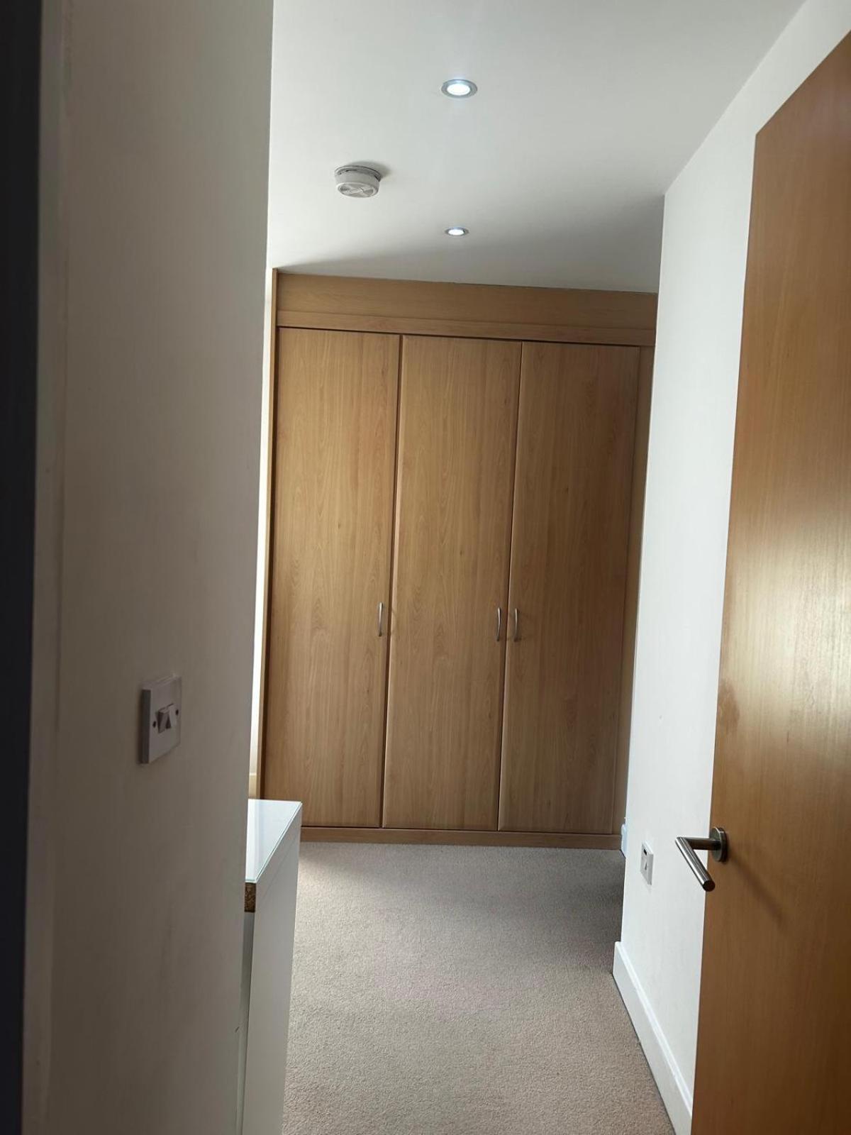 City Centre Apartment. Wrexham Exterior photo